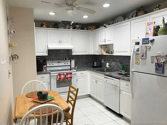 4th image of 1053 NW 88th Ave #B91