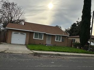 1120 W 6th St, Merced, CA 95341