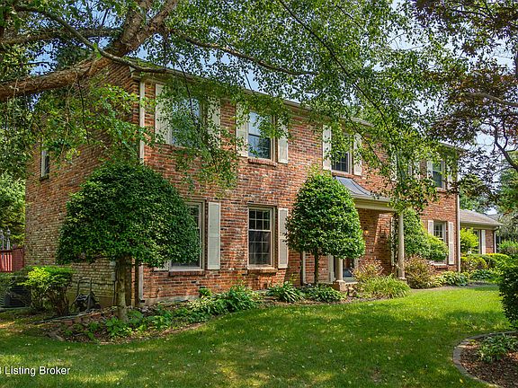 2nd image of 515 Lymington Ct