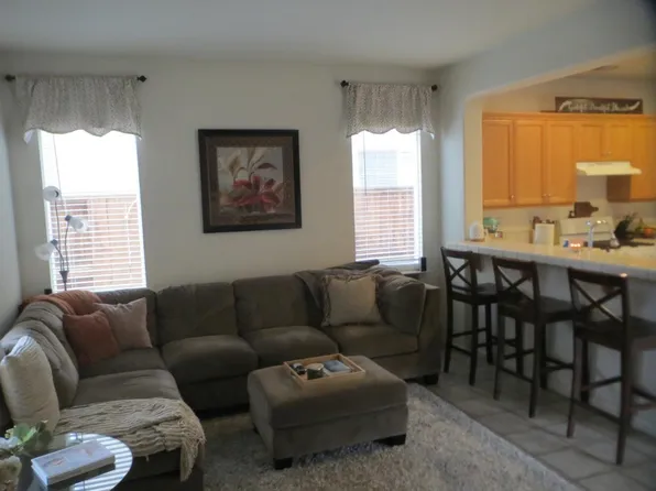 4125 Pathway Ln #C, Turlock, CA 95382