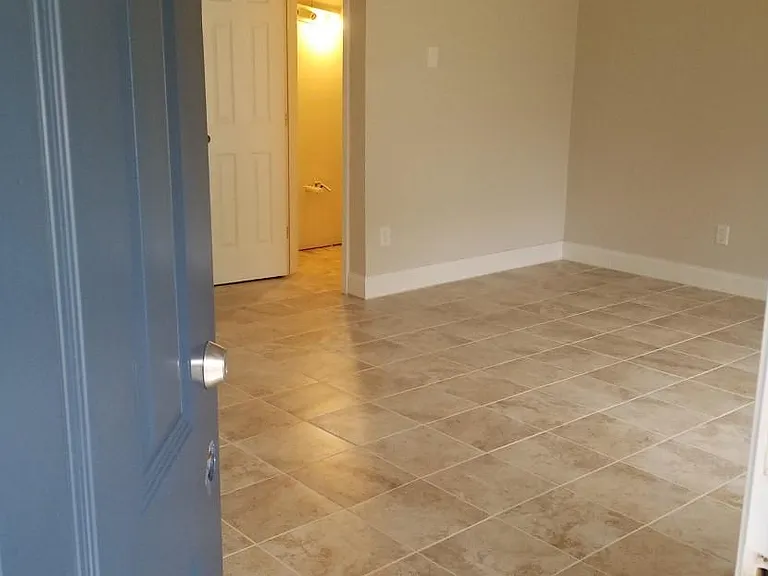 3512 Cedar Dr — Photo 3