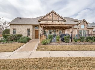 1023 Birds Fort Trl, Arlington, TX 76005