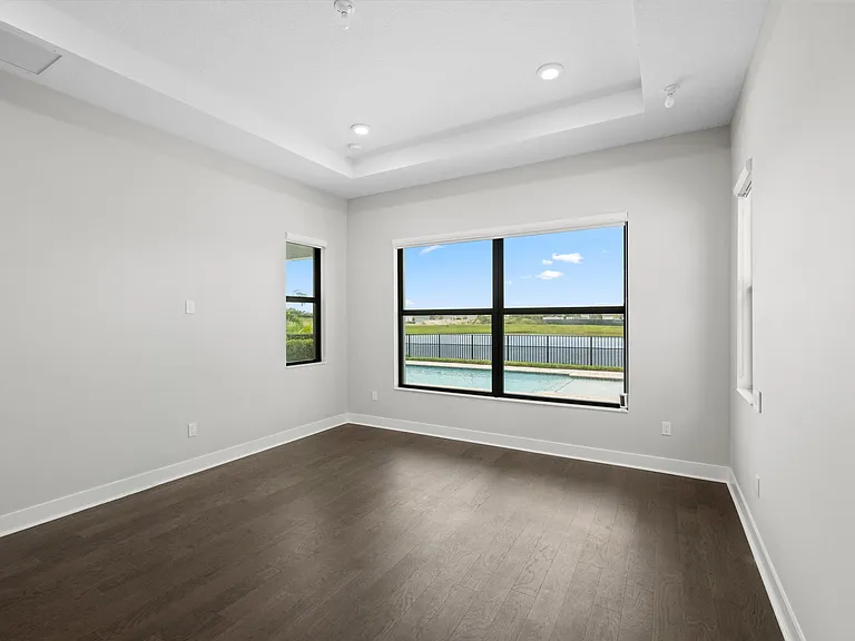 15664 Merritt Dr — Photo 28
