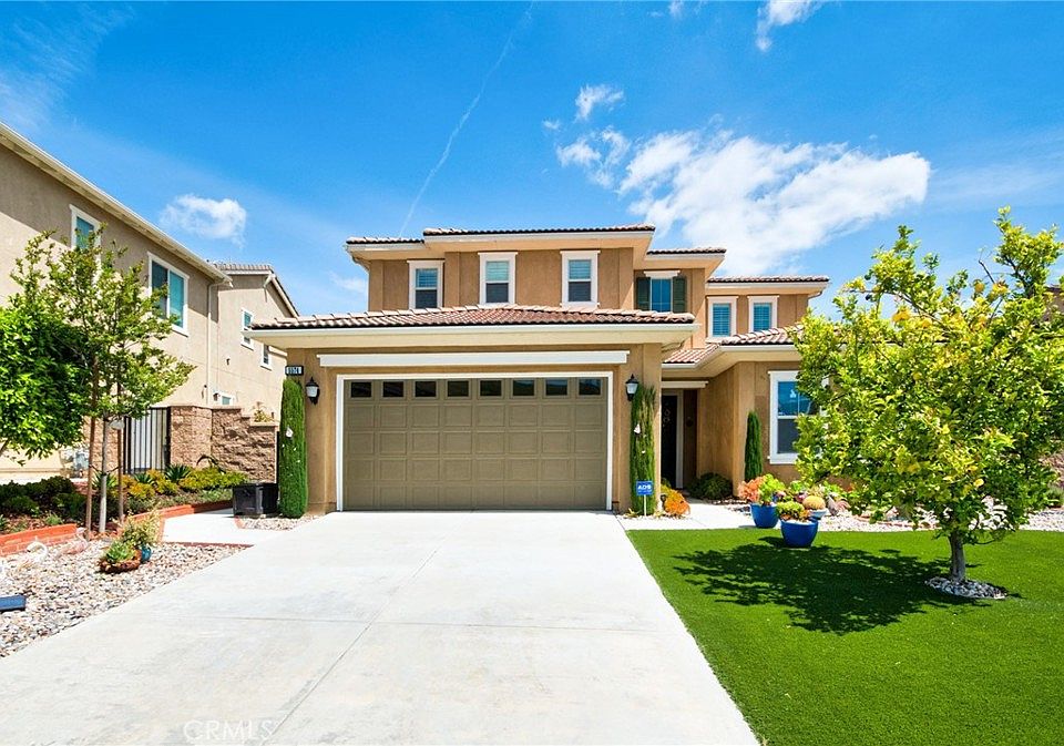 1st image of 5574 Lisboa St