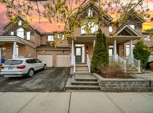 5 Westhampton Way, Hamilton, ON L8E6C8