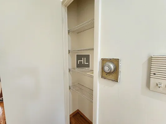 Rented by Highline Residential | media 9