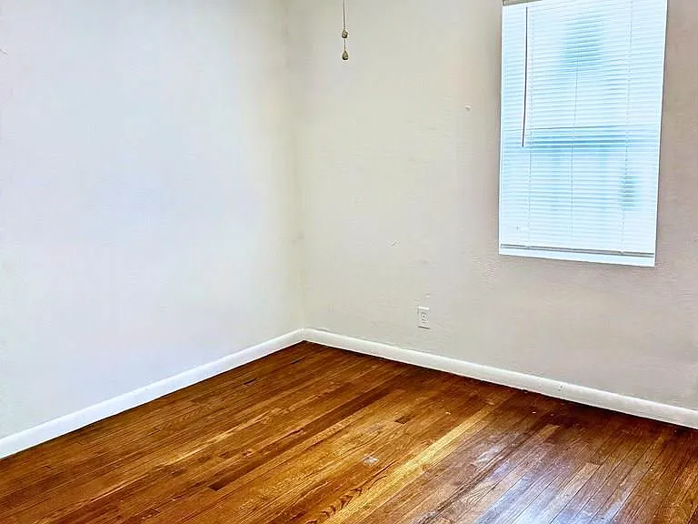 1727 Loma Linda Ave — Photo 6