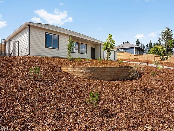 4th image of 5819 Golden Oaks Rd