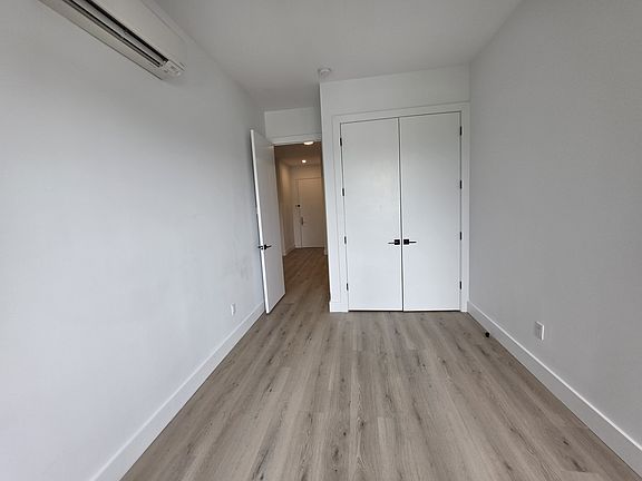 4th image of 1187 New York Ave #2