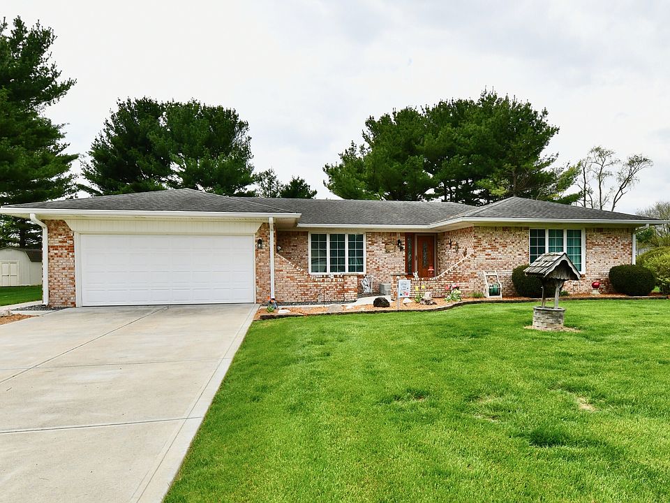 1st image of 4075 Lakewood Ct