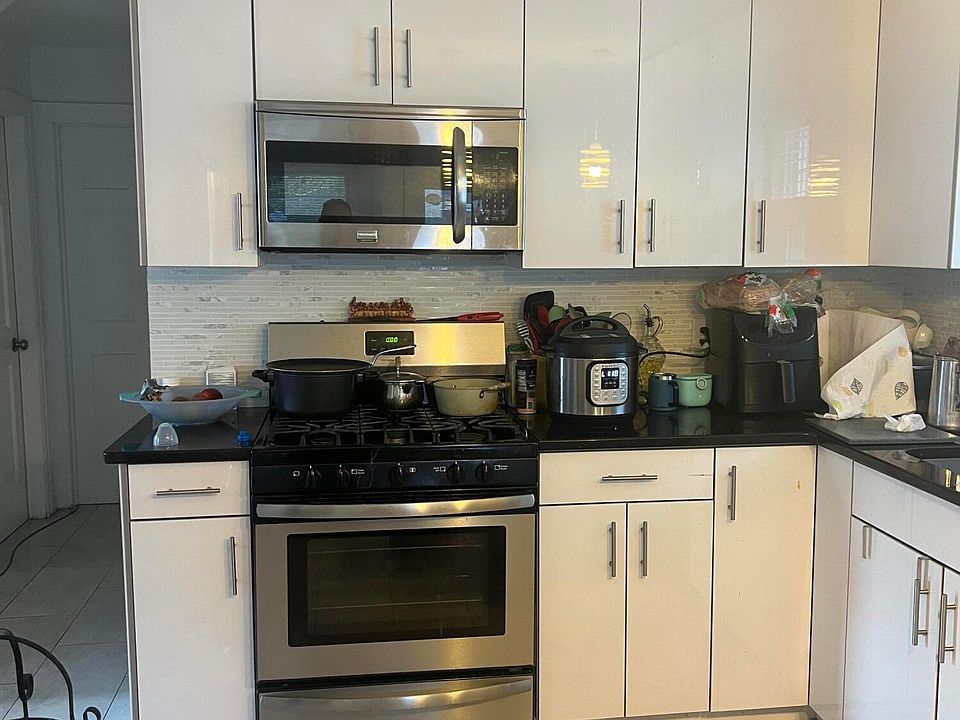 2nd image of 22 Berger Ave