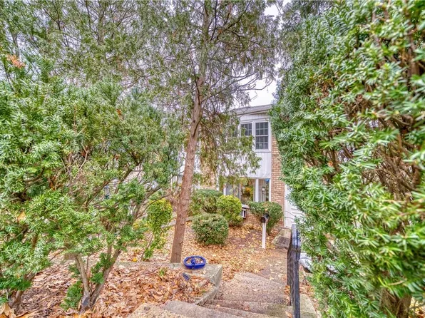 53 Cedar Terrace, Staten Island, NY 10304