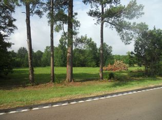 1251 E Third St, Forest, MS 39074