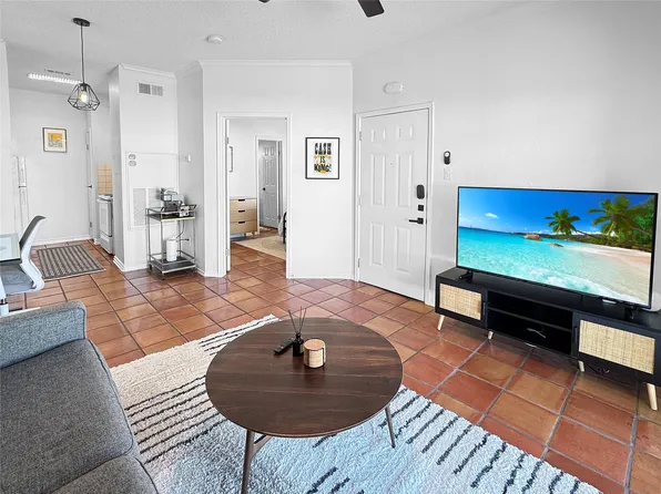 12166 Metric Blvd APT 213, Austin, TX 78758