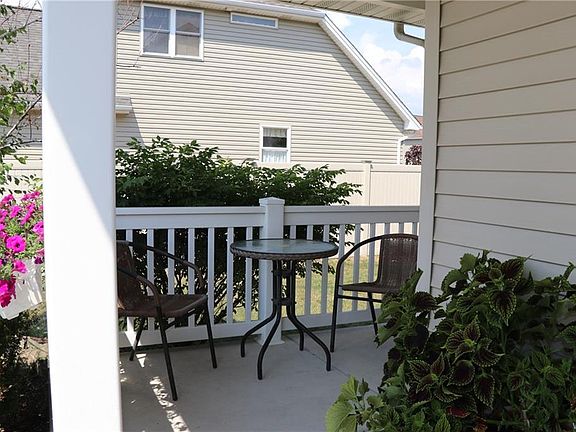 4th image of 7053 Marigold Dr
