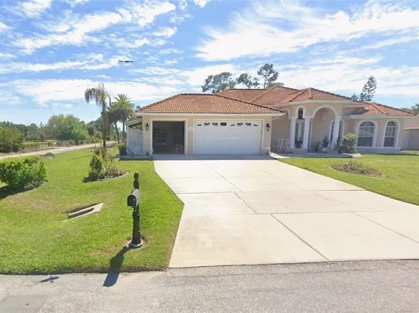 2606 E 9th St, Lehigh Acres, FL 33936