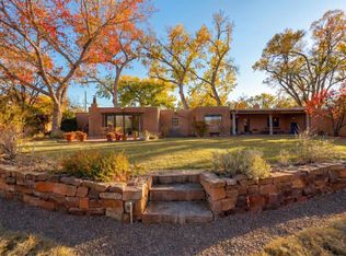 127 County Road 84, Santa Fe, NM 87506