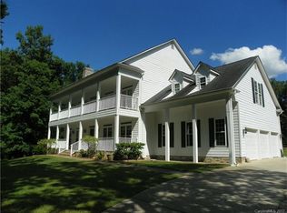 11136 Tara Oaks Dr, Charlotte, NC 28227