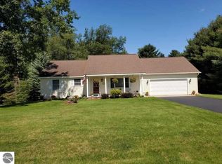 4121 Morel Dr, Cadillac, MI 49601