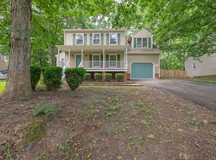 3219 Castlebury Dr, Chester, VA 23831