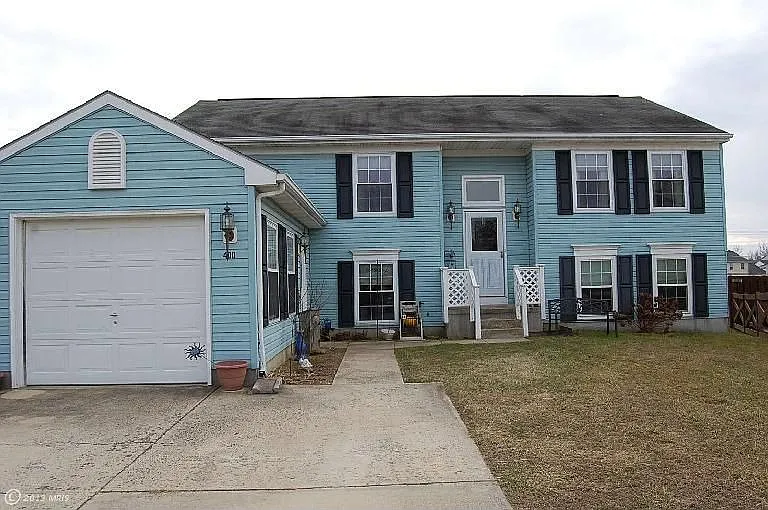 400 Northfields Ct photo 1