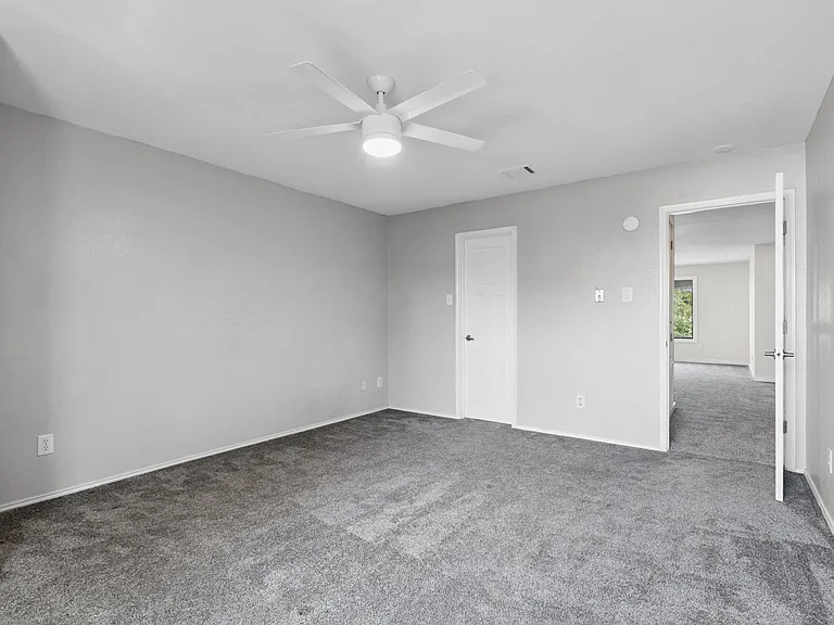 5304 Los Altos Rd — Photo 17