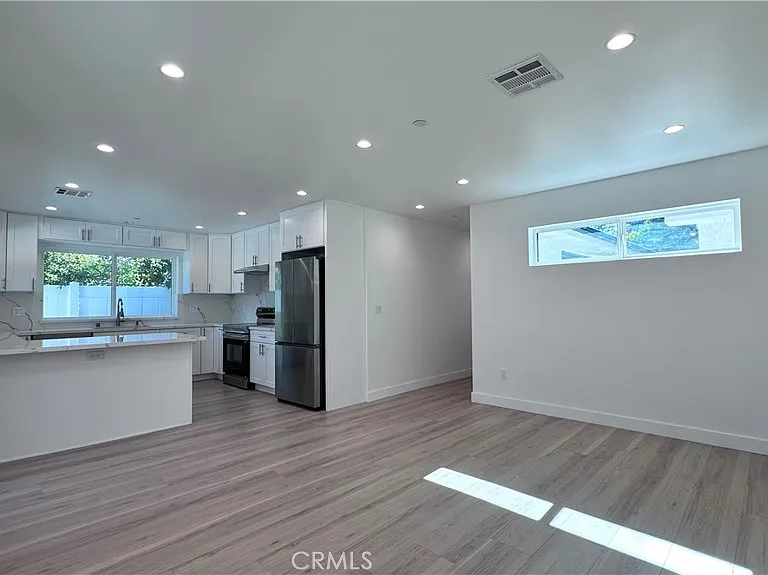 2135 N Brighton St #101 — Photo 1