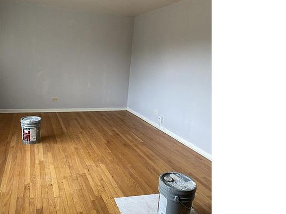 3rd image of 7822 S South Shore Dr APT 2