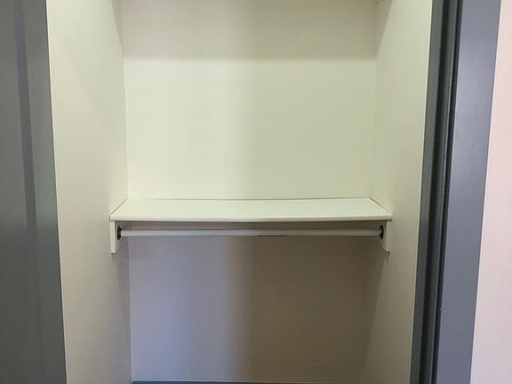 5th image of 115 N Oak Park Ave Unit 3A
