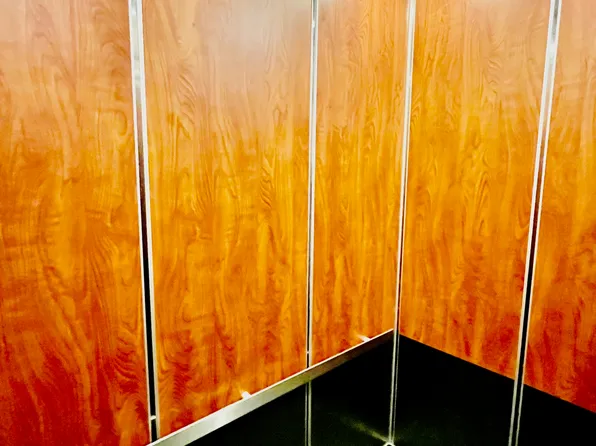 2330 Voorhies Avenue image 3 of 6