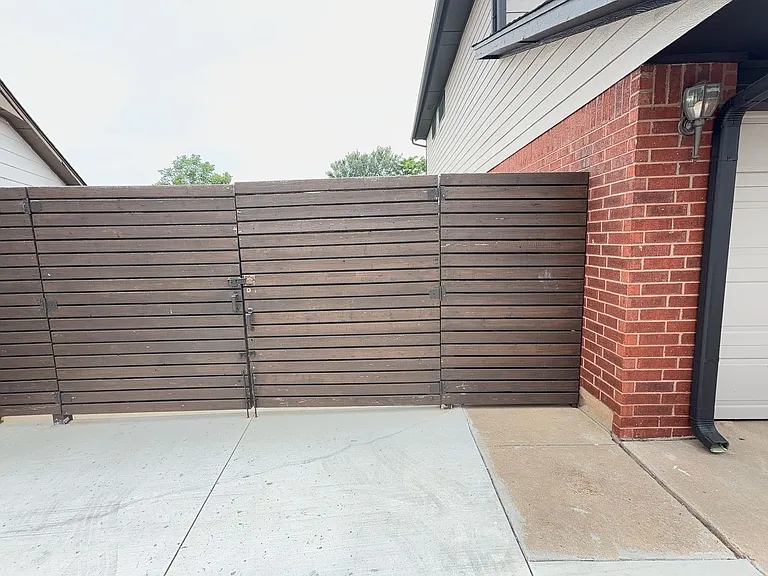 9301 Maypark Cir — Photo 6