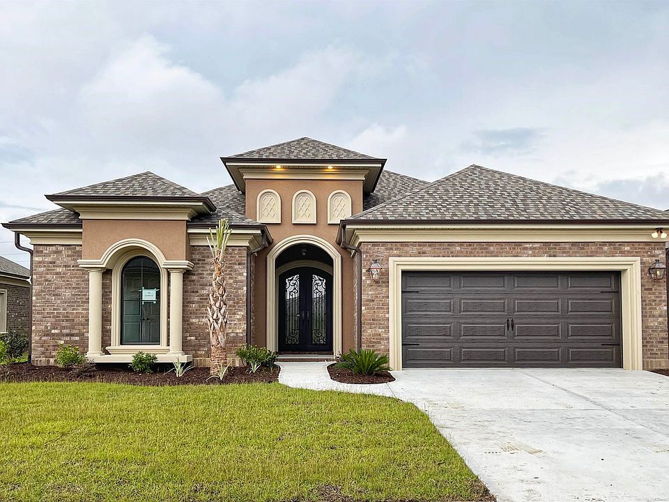 1st image of 454 Pompano Court