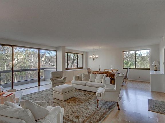 3rd image of 49 Briar Hollow Ln Unit 103
