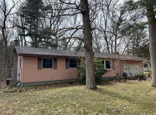 15894 Lake Ave, Grand Haven, MI 49417