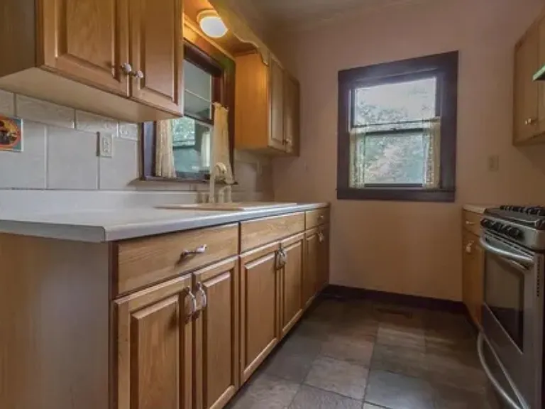 707 Liberty St — Photo 26