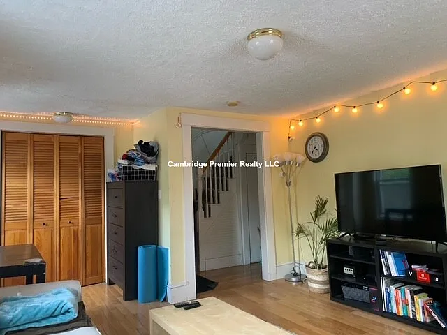240 Charles St #2