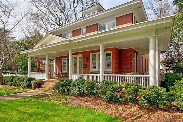 1st image of 526 W End Ave