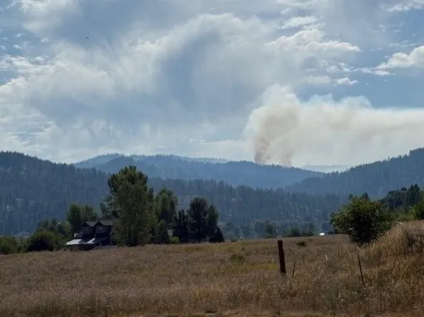 2 Brook View Ln, Garden Valley, ID 83622