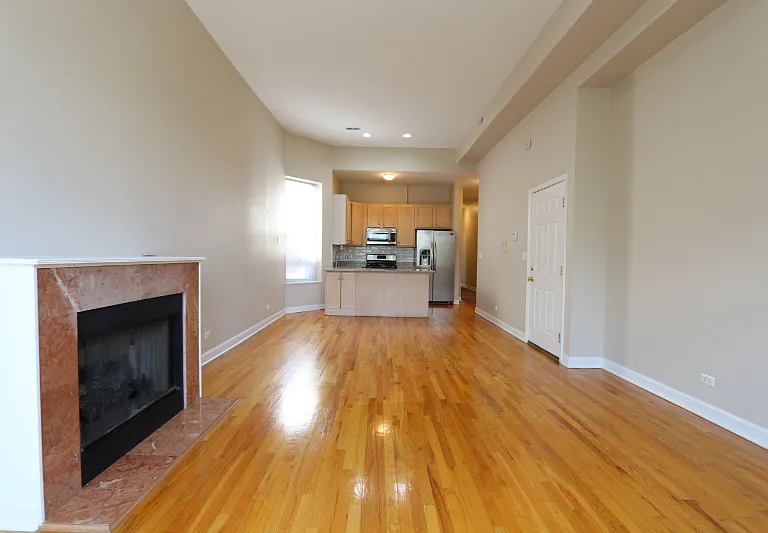 3144 S Prairie Ave #3S — Photo 5