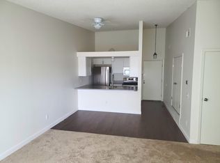 4273 S Salida Way APT 10, Aurora, CO 80013