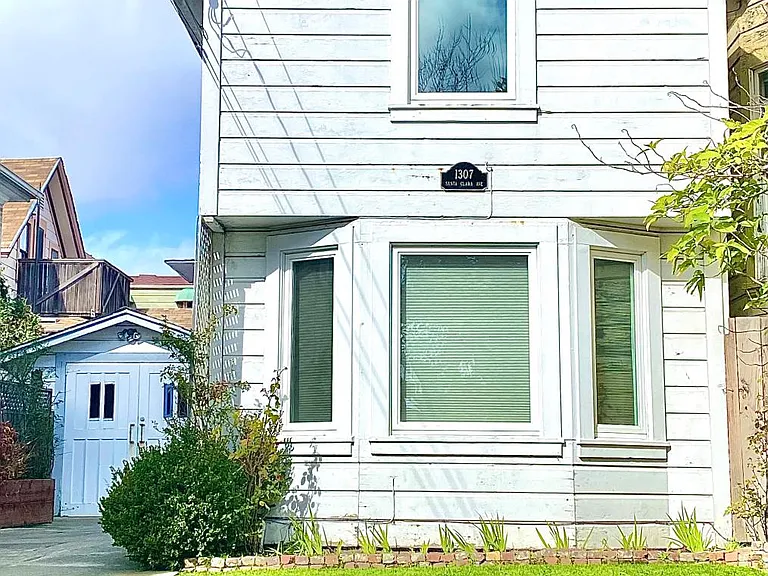 1307 Santa Clara Ave — Photo 14