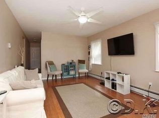 224 E Market St, Long Beach, NY