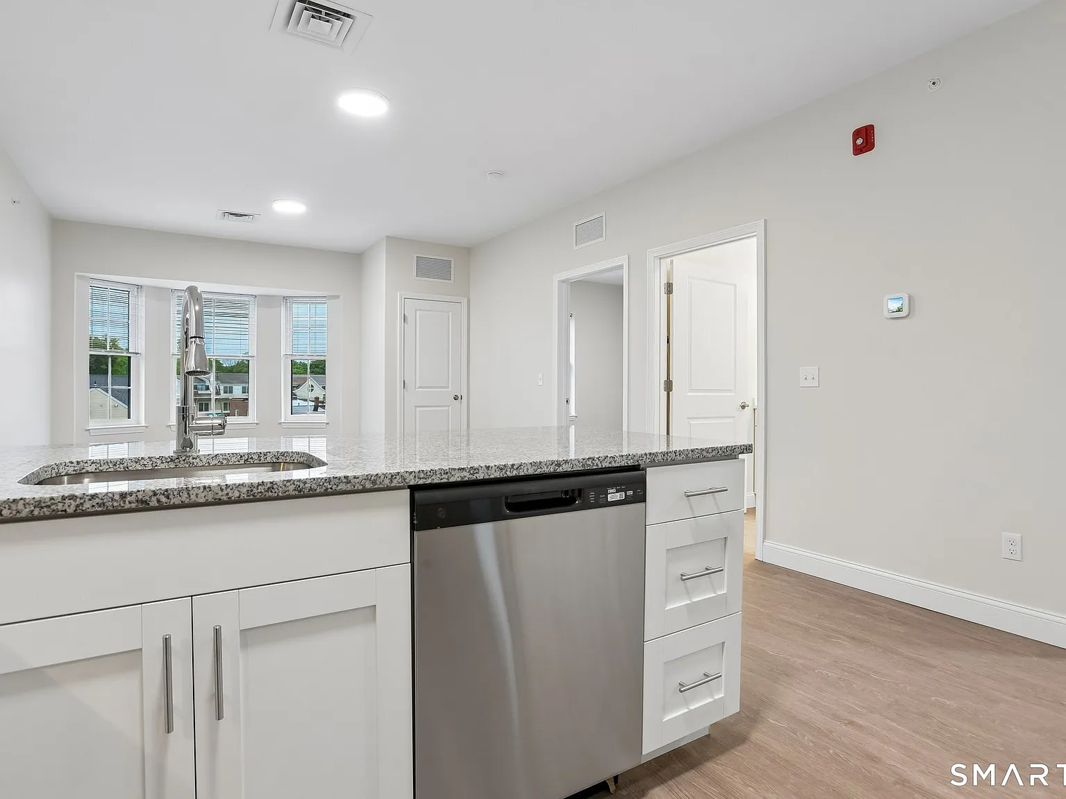 Studio, 1.0 bath, 682 sqft, $2,150 — Photo 4