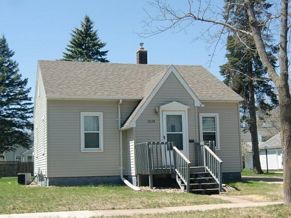 3rd image of 1228 S 6th Ave