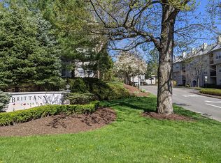 1216 Brittany Dr #1216, Wayne, NJ 07470