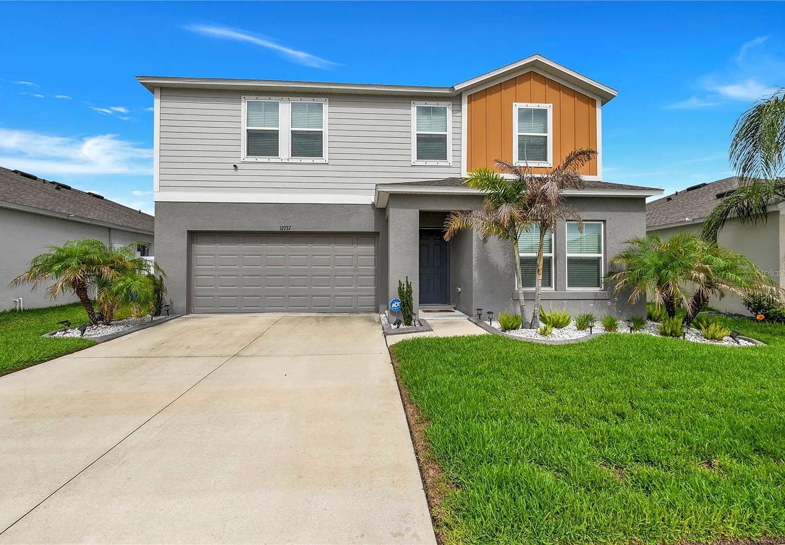 5 bed, 3.0 bath, 2470 sqft, $3,000 — Photo 1