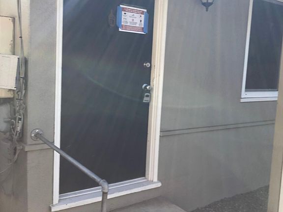 3rd image of 537 Mariposa Ave #2-5-10