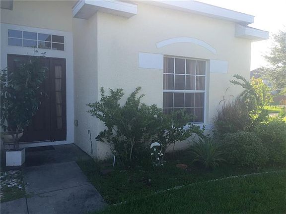 3rd image of 685 Hacienda Cir