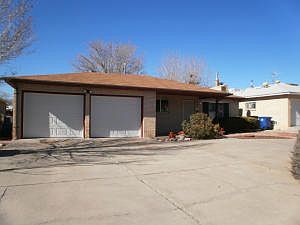 2nd image of 2733 Mesilla St NE