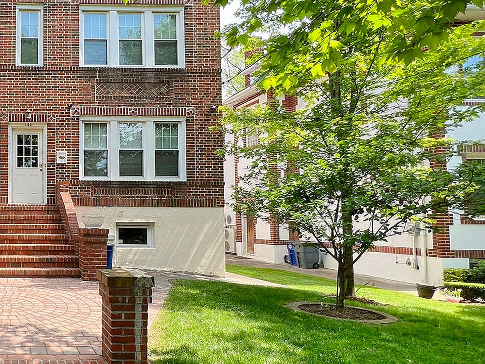 1st image of 143 Cromwell Ave